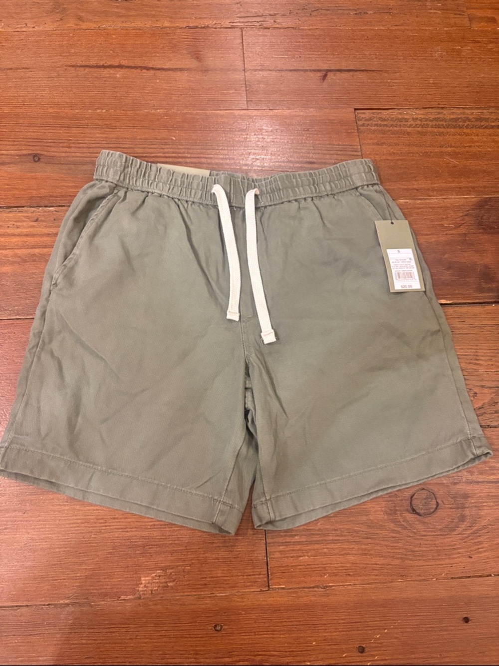 Goodfellow & Co Olive Green Cargo Shorts with White Drawcord
